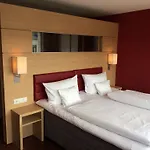 Bonnox Boardinghouse &